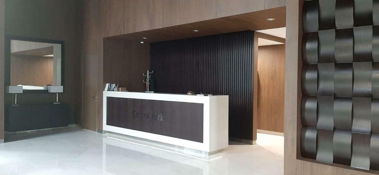 Аренда Апартаментов В Центре Киева Kyiv Exterior photo